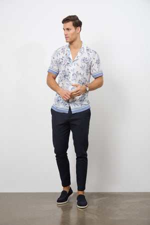 Printed Shirt in Blue Floral - TAILORED ATHLETE - ROW