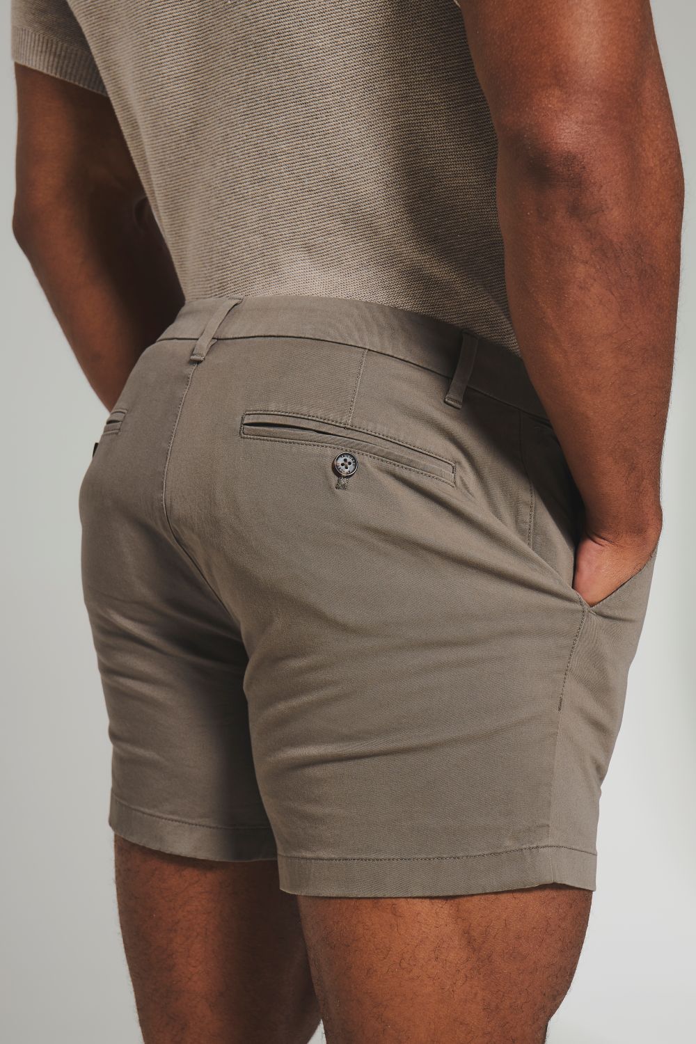 Muscle Fit Stretch Chino Shorts - Shorter Length in Dark Taupe