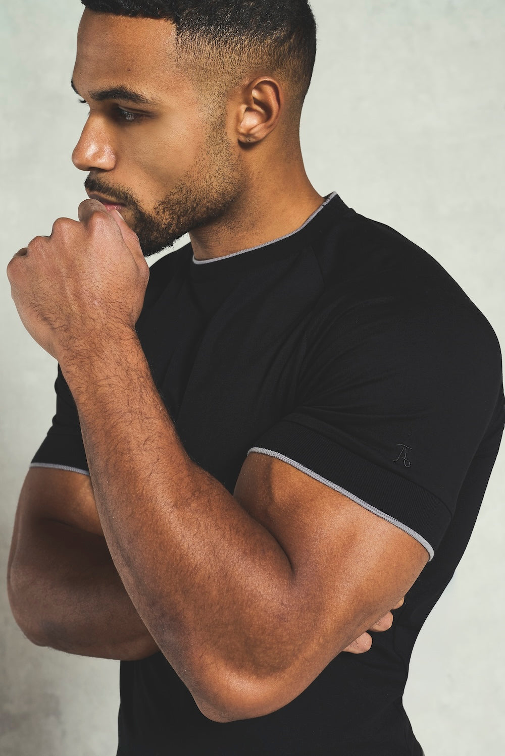 Fine Tipped T-Shirt in Black and Graphite