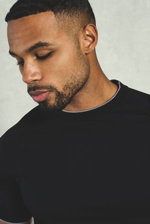 Fine Tipped T-Shirt in Black and Graphite