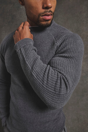 Fisherman Crew Neck Jumper in Iron Grey