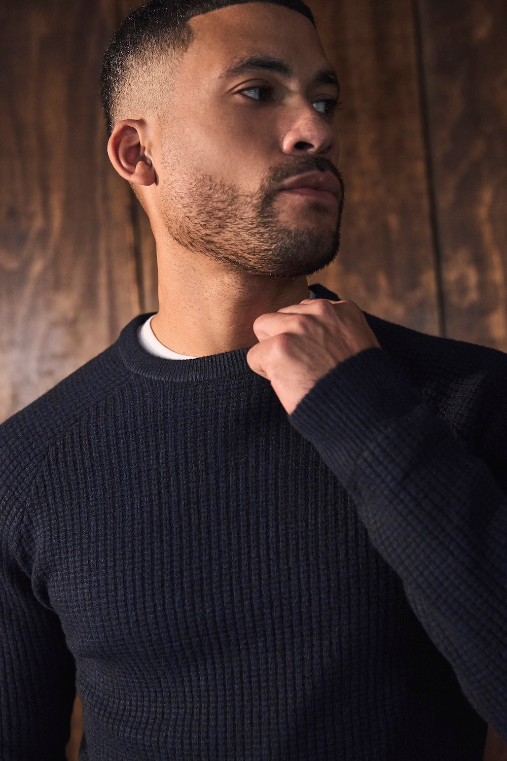 Fisherman Crew Neck Jumper in Navy