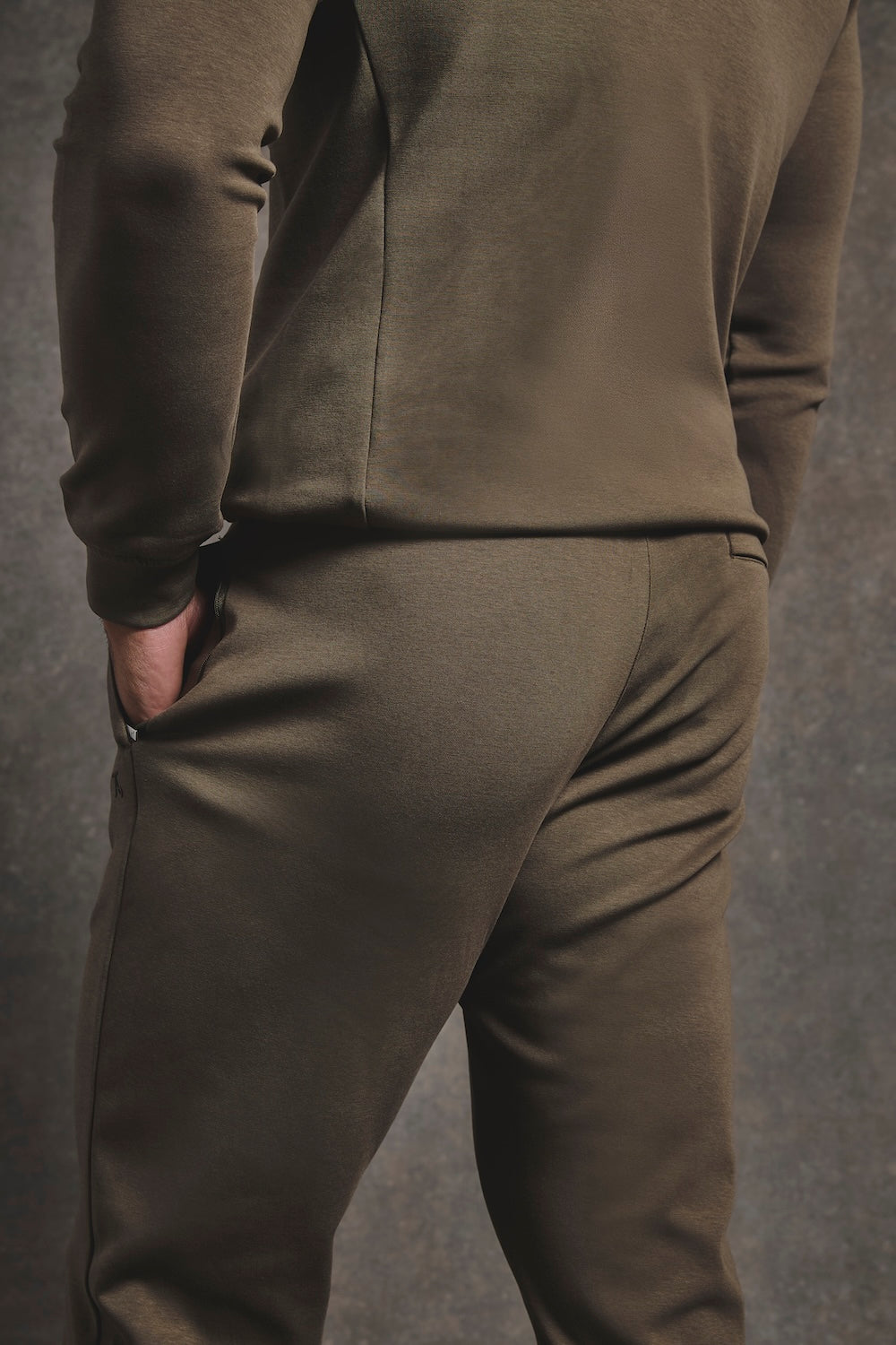Interlock Sweat Jogger in Deep Khaki