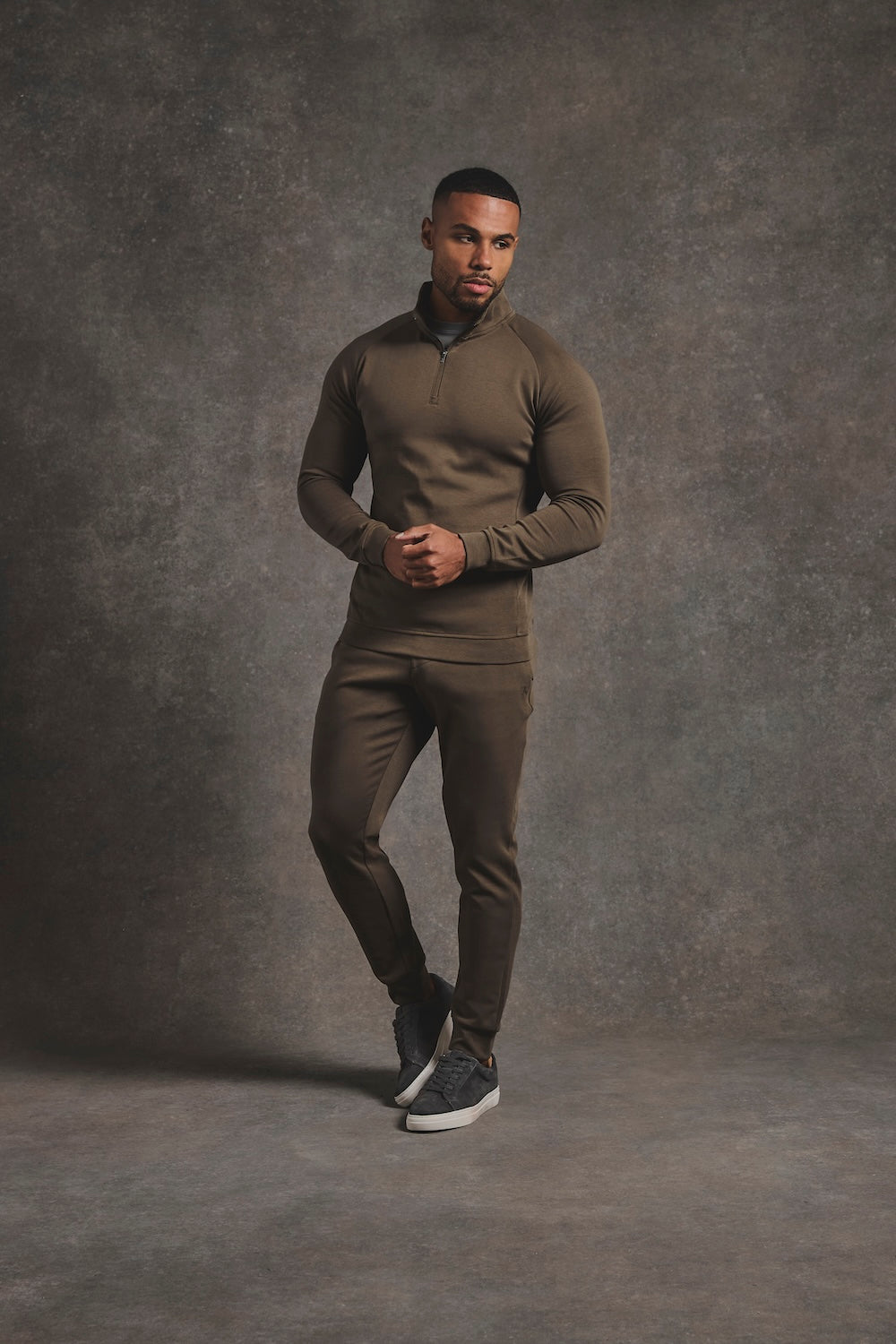 Interlock Half Zip Sweatshirt in Deep Khaki