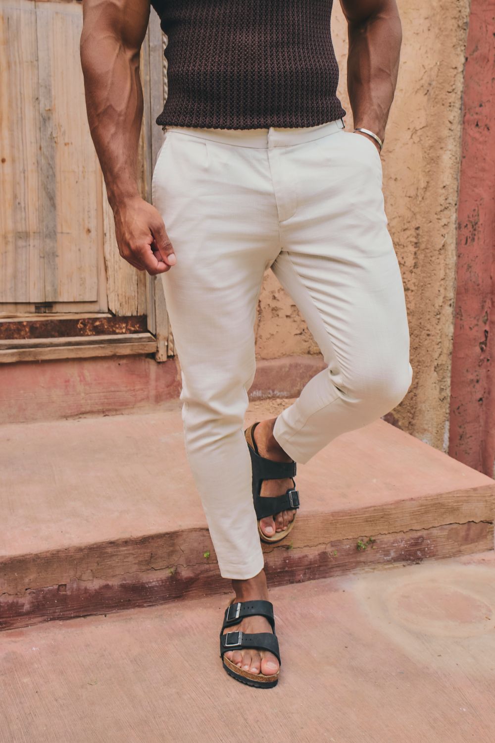 Stretch Linen Blend Cropped Pleated Trousers in Chalk