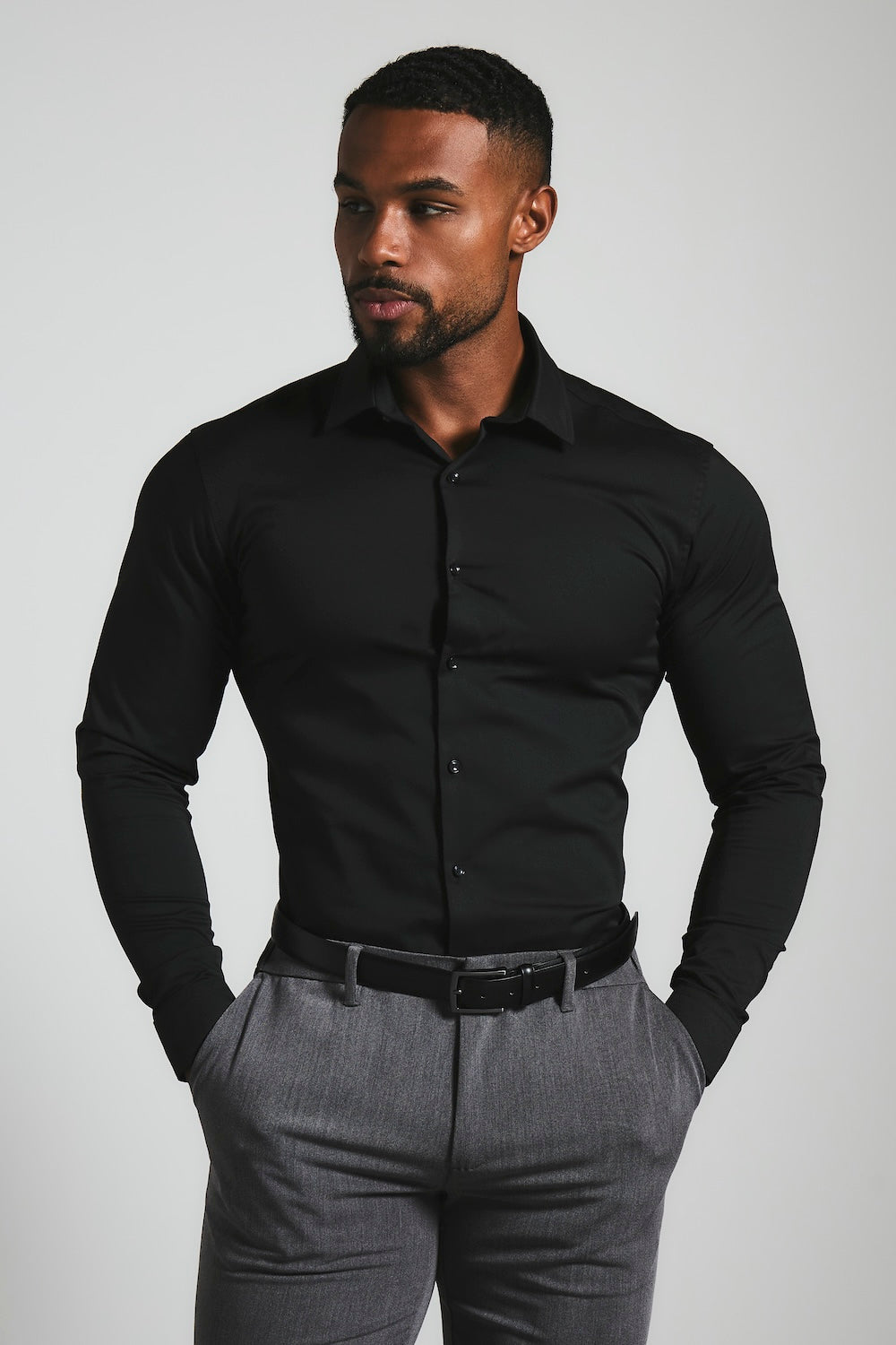 Muscle Fit Dress Shirt in Black