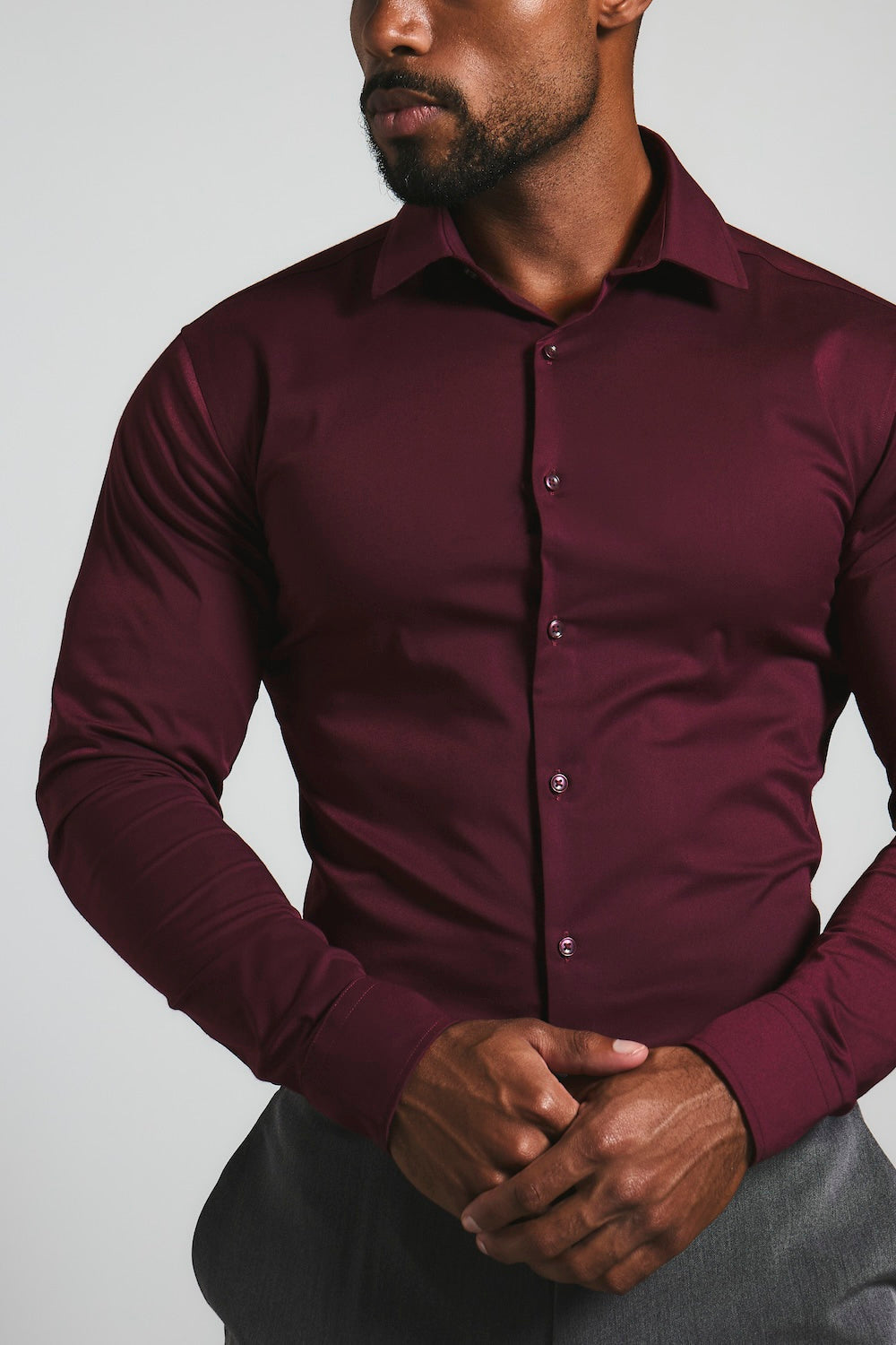 Muscle Fit Dress Shirt in Burgundy