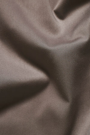 Muscle Fit Dress Shirt in Mocha