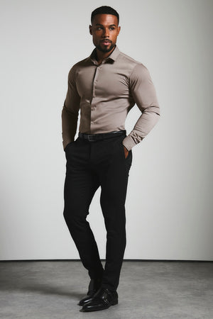 Muscle Fit Dress Shirt in Mocha