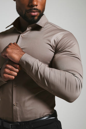 Muscle Fit Dress Shirt in Mocha