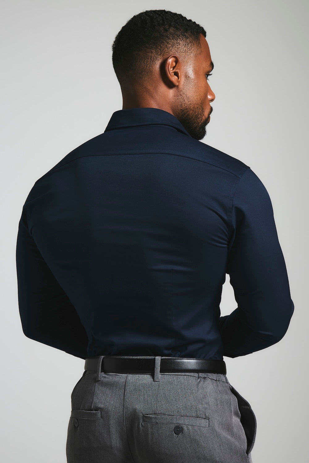 Muscle Fit Dress Shirt in Navy Blue