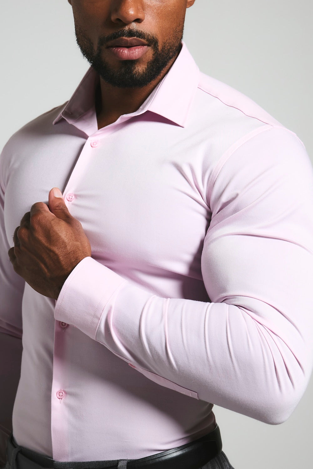 Muscle Fit Dress Shirt in Pink