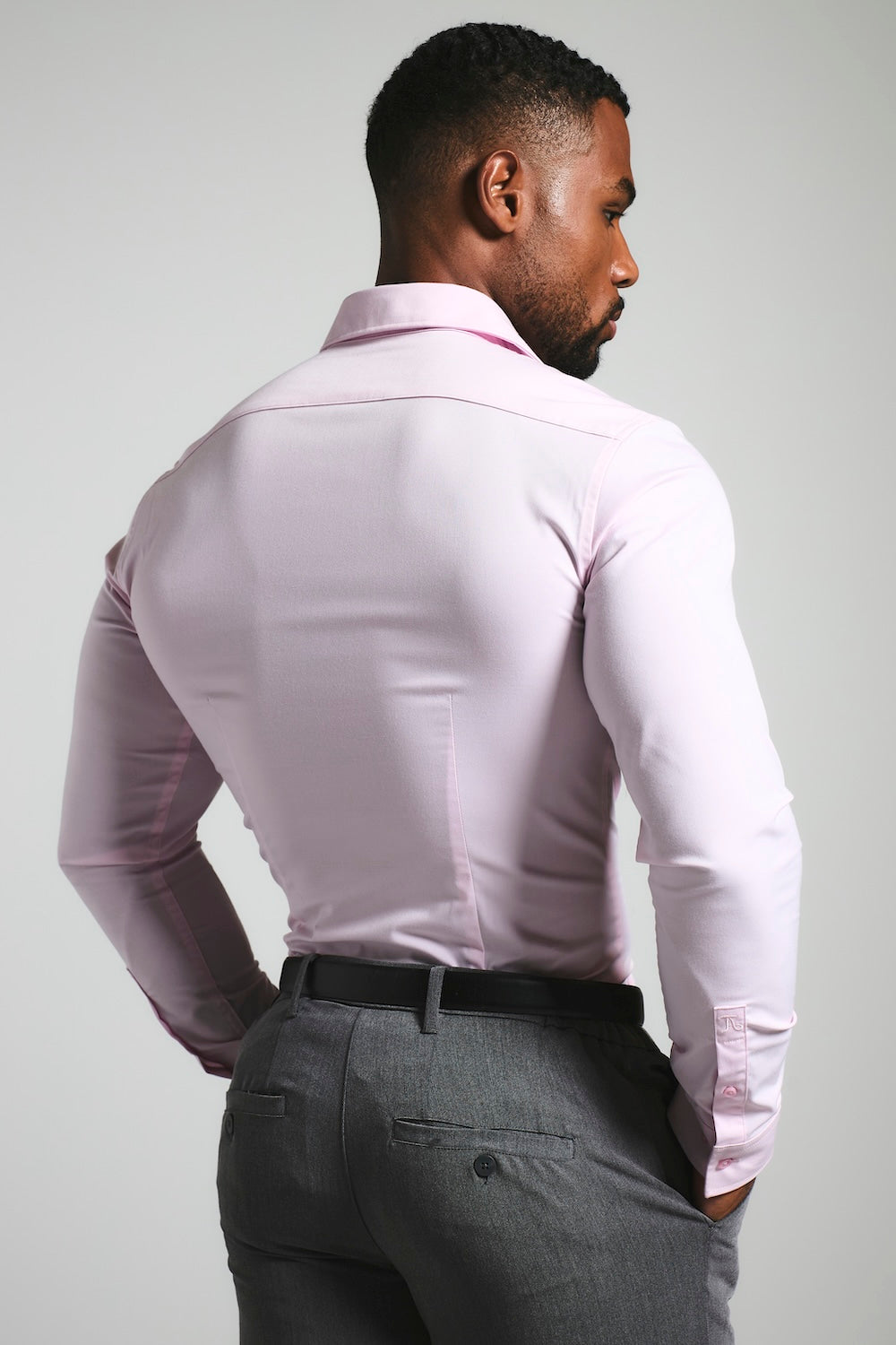 Muscle Fit Dress Shirt in Pink