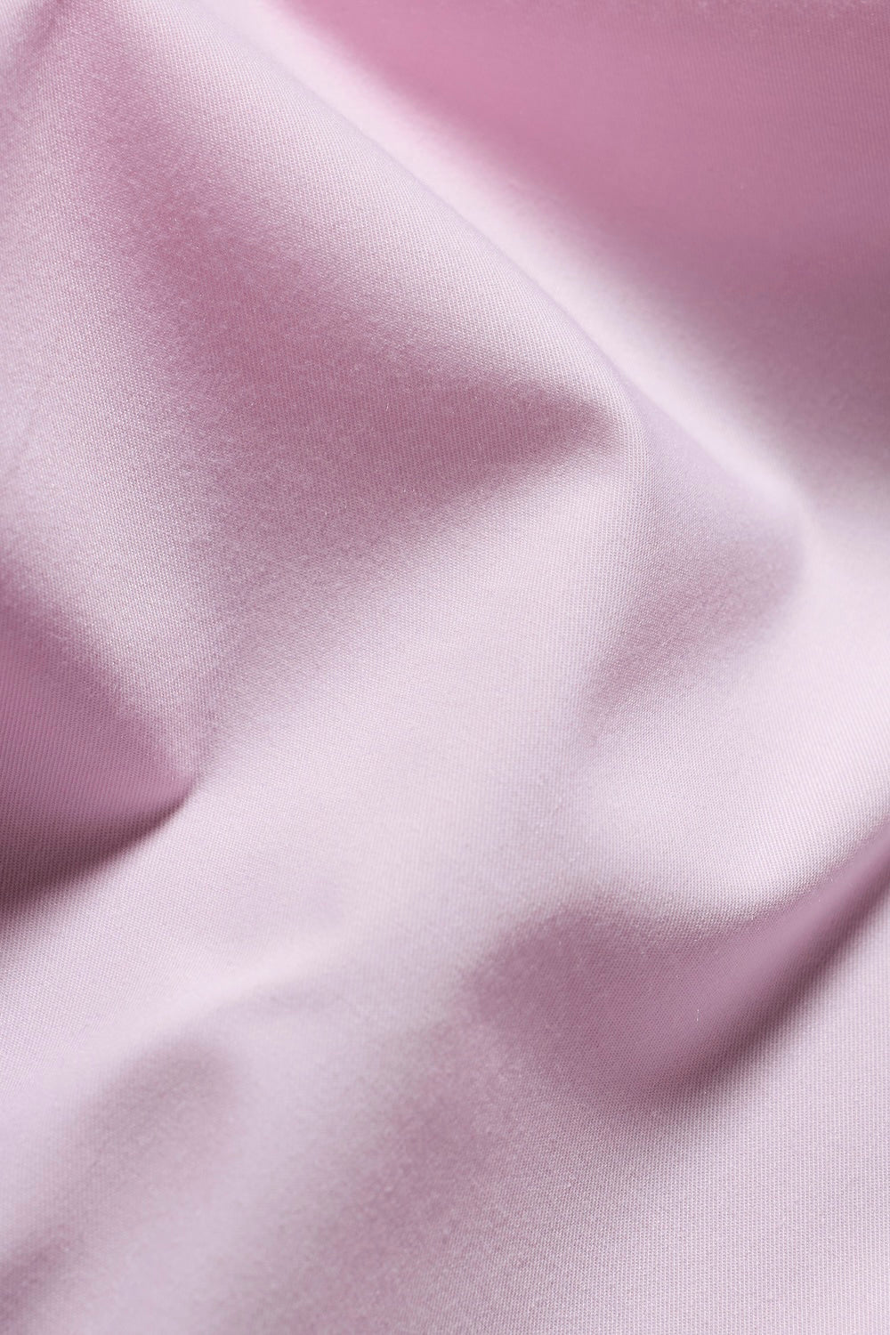 Muscle Fit Dress Shirt in Pink