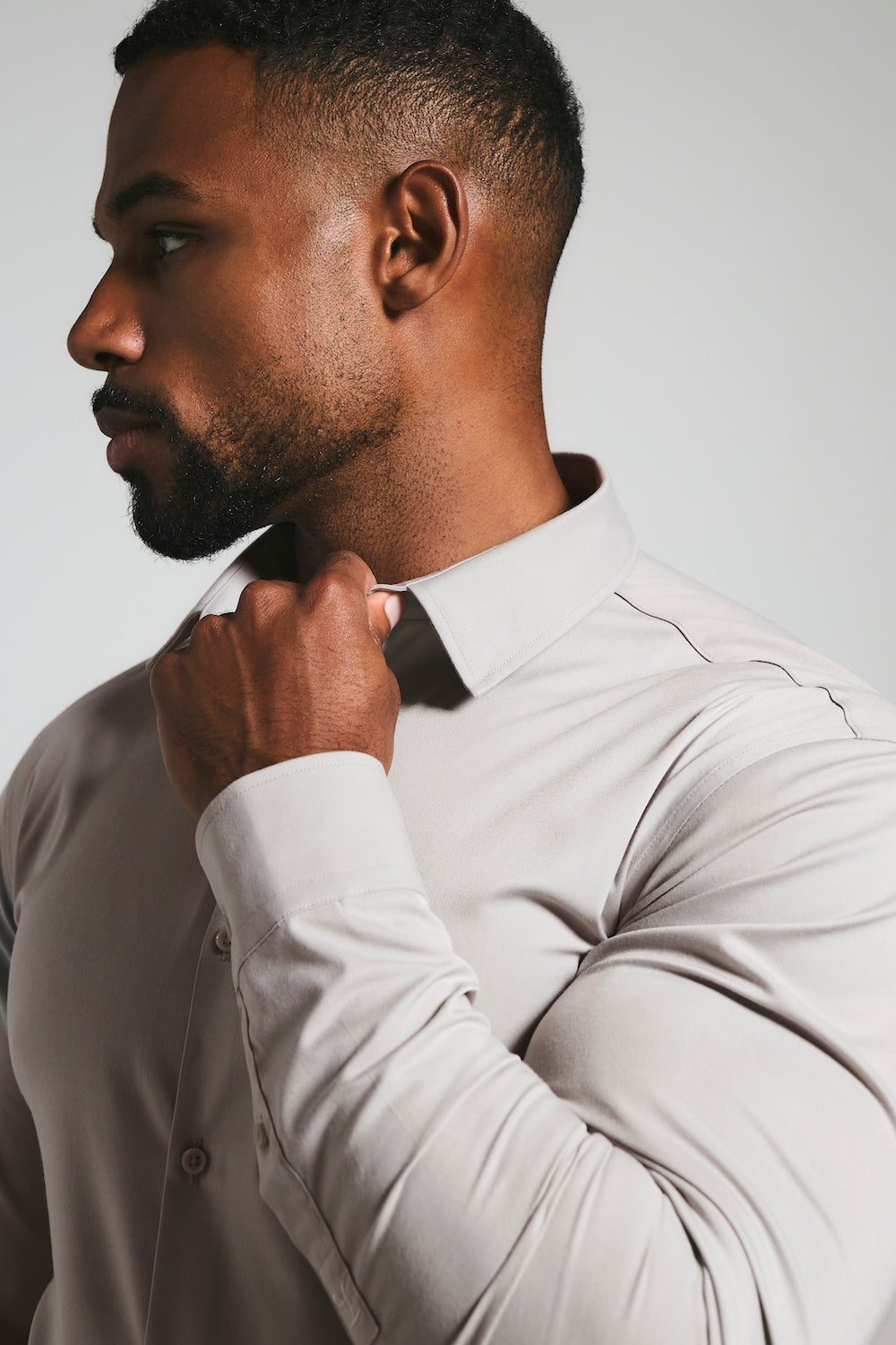 Muscle Fit Dress Shirt in Stone