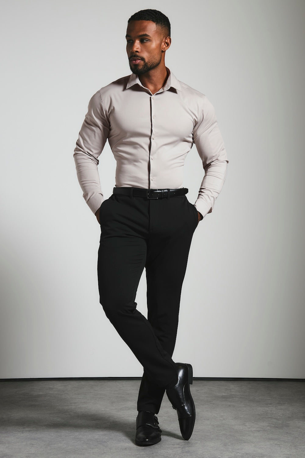 Muscle Fit Dress Shirt in Stone