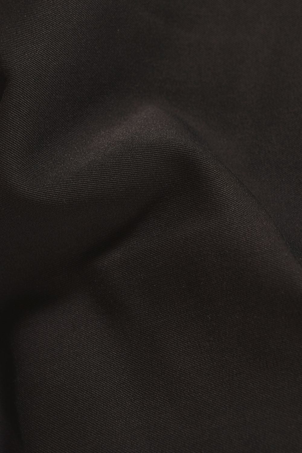 Muscle Fit Essential Trouser in Dark Chocolate