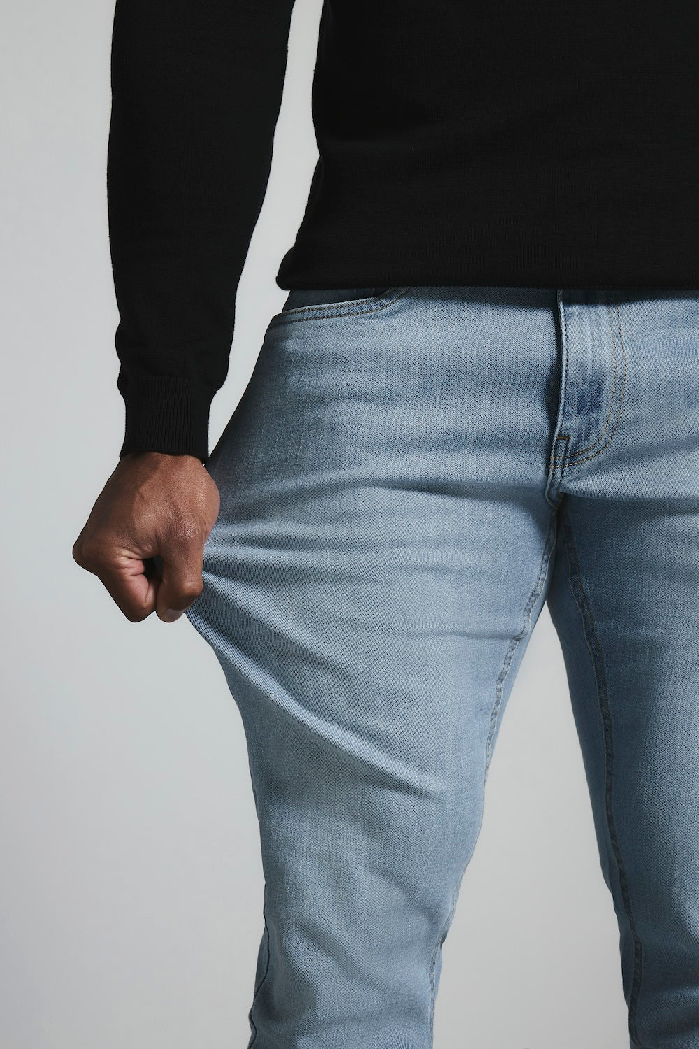 Muscle Fit Stretch Jeans in Light Blue
