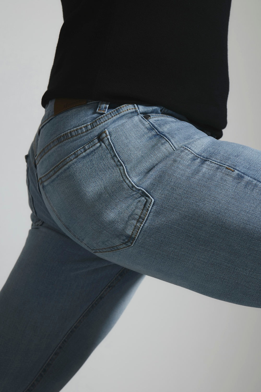 Muscle Fit Stretch Jeans in Light Blue