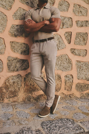 Lightweight Semi-plain Trousers in Taupe