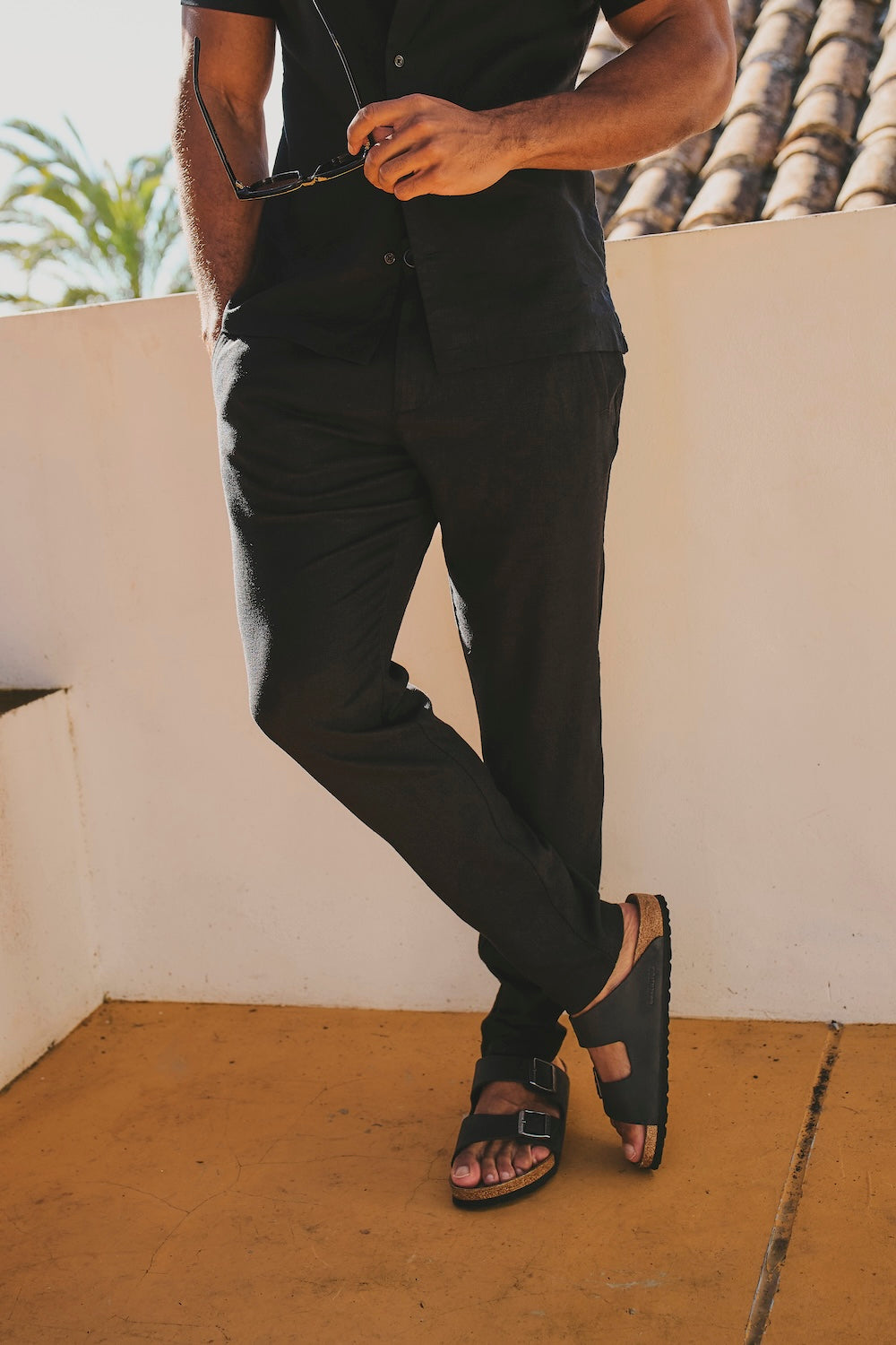 Stretch Linen Blend Single Pleated Trousers in Black