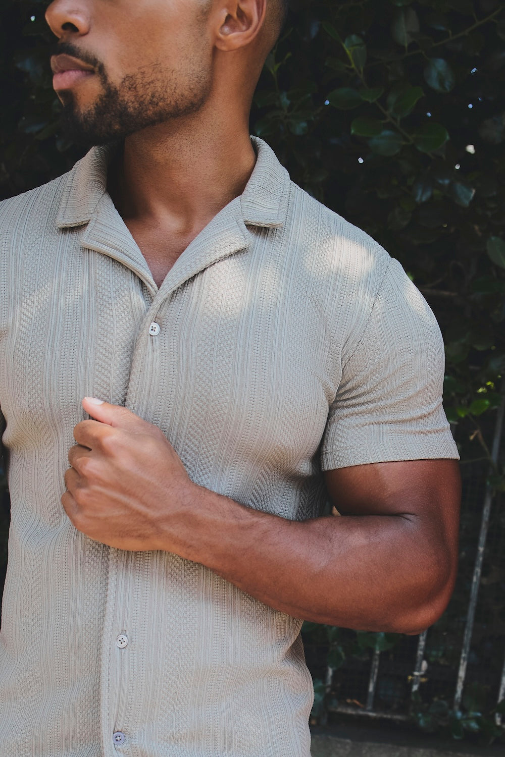 Stripe Patterned Cuban Collar Shirt in Dark Putty