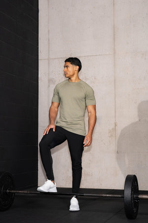 Essential Training Top in Khaki - TAILORED ATHLETE - ROW