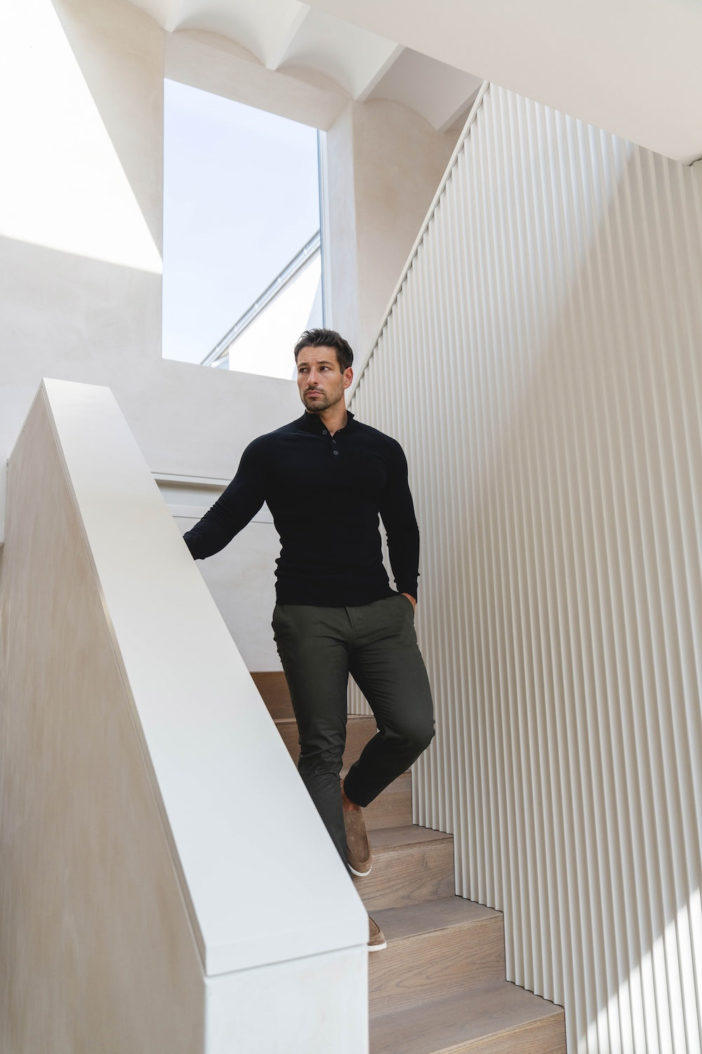 Muscle Fit Cotton Stretch Chino Trouser in Dark Khaki