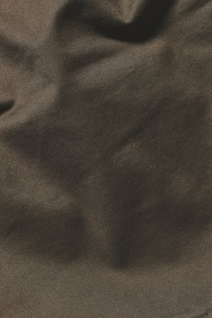 Muscle Fit Stretch Chino Shorts in Mocha