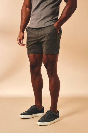 Muscle Fit Stretch Chino Shorts-Shorter Length in Mocha