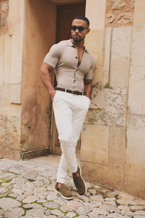 Muscle Fit Cotton Stretch Chino Trouser in Chalk