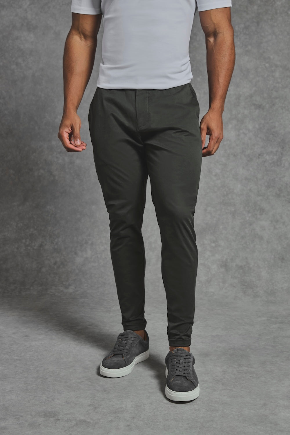 Muscle Fit Cotton Stretch Chino Trouser in Dark Khaki