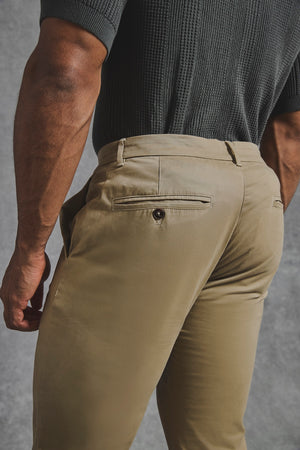 Muscle Fit Cotton Stretch Chino Trouser in Dark Stone