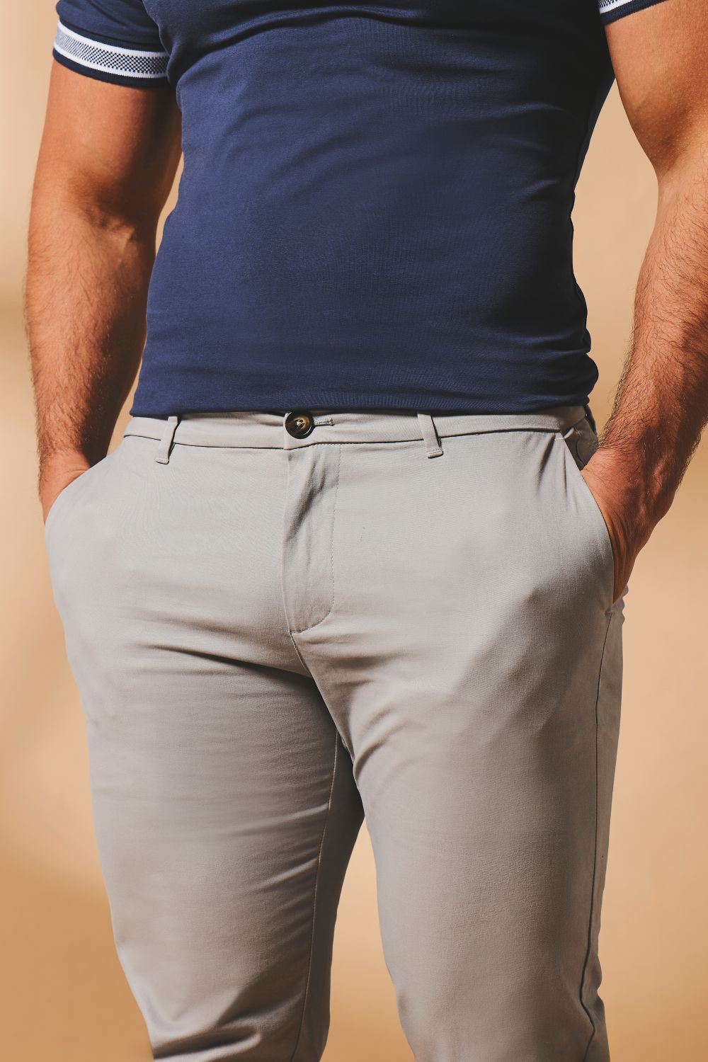 Muscle Fit Cotton Stretch Chino Trouser in Pale Grey