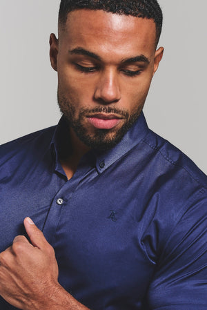 Muscle Fit Short Sleeve Signature Shirt in French Navy
