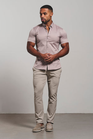 Muscle Fit Short Sleeve Signature Shirt in Truffle