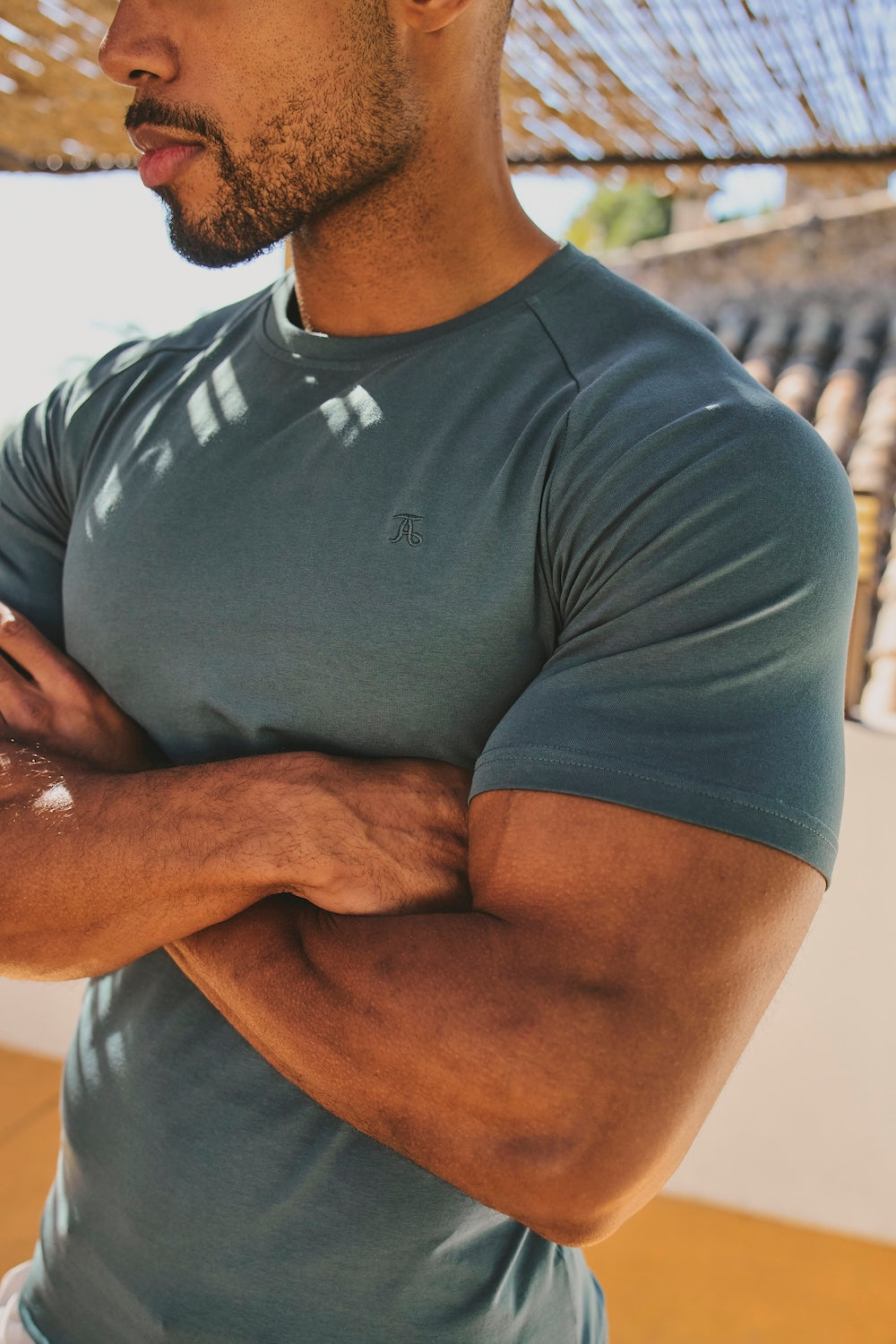 Muscle Fit T-Shirt in Dark Marine