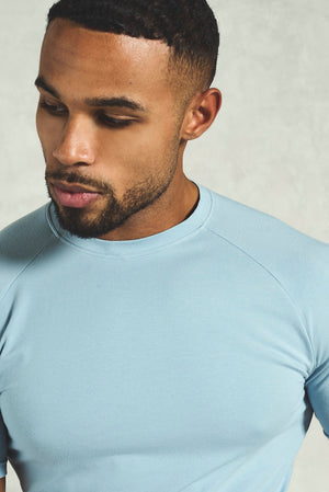 Muscle Fit T-Shirt in Blue