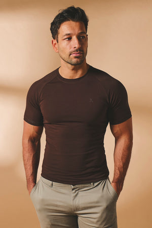 Muscle Fit T-Shirt in Chocolate