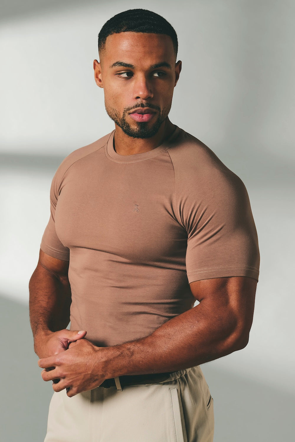 Muscle Fit T-Shirt in Soft Walnut