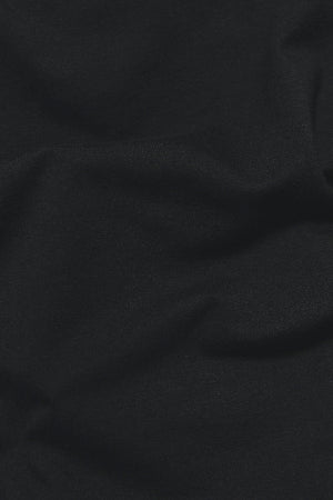 Muscle Fit V-Neck in Black