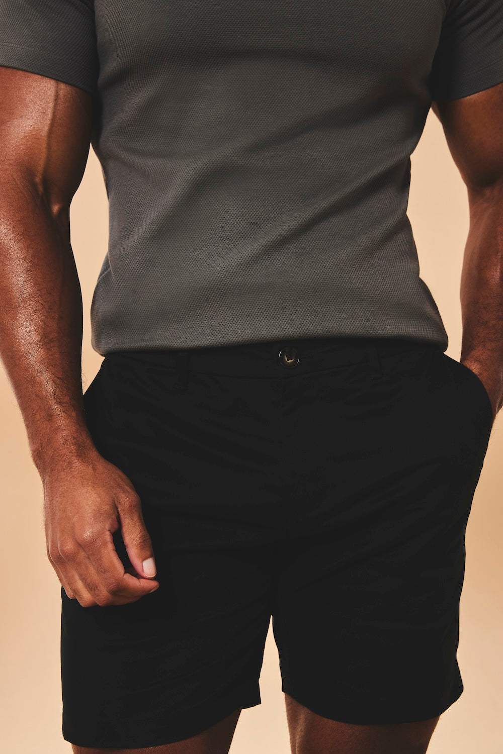 Muscle Fit Chino Shorts in Black