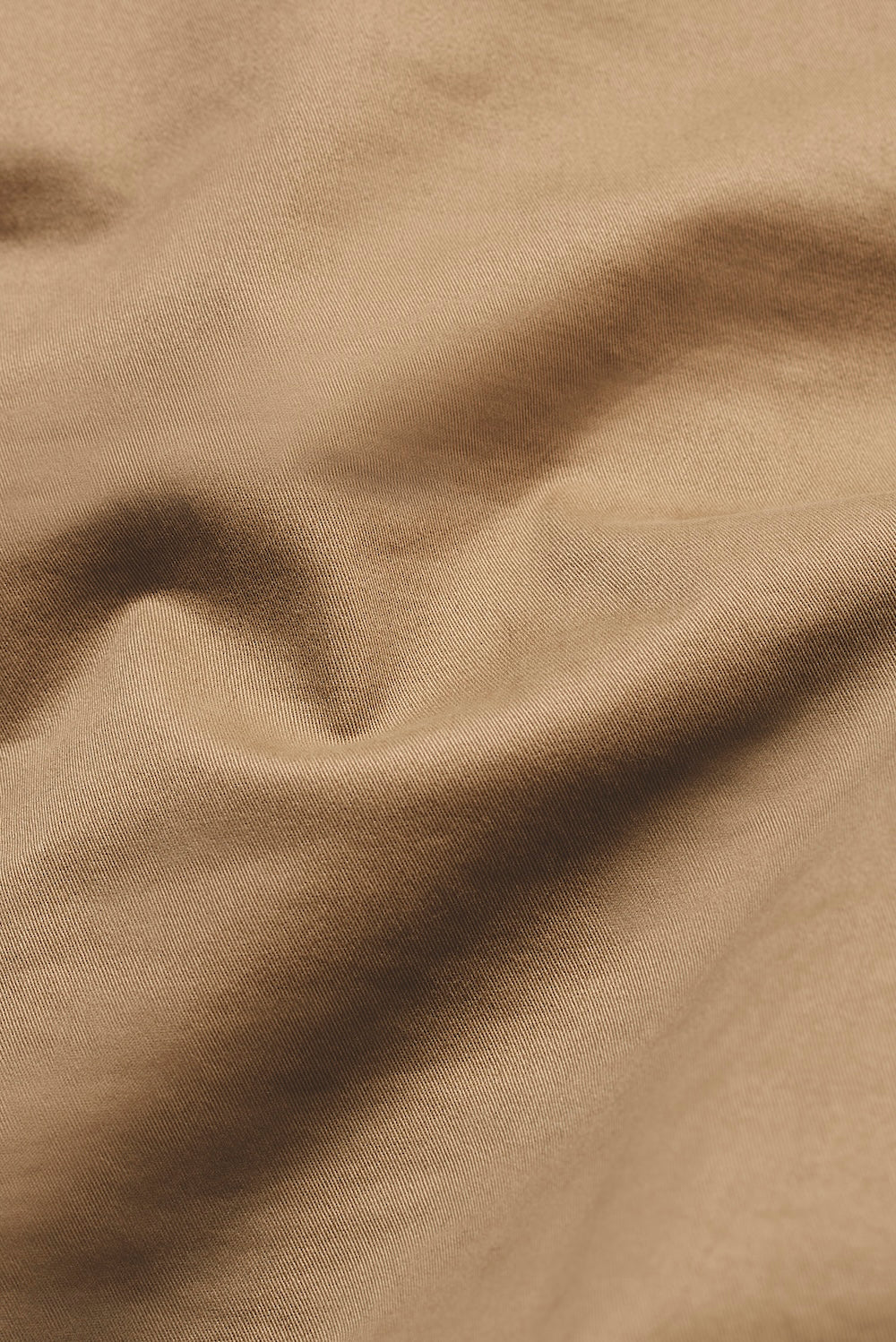 Muscle Fit Chino Shorts in Dark Sand