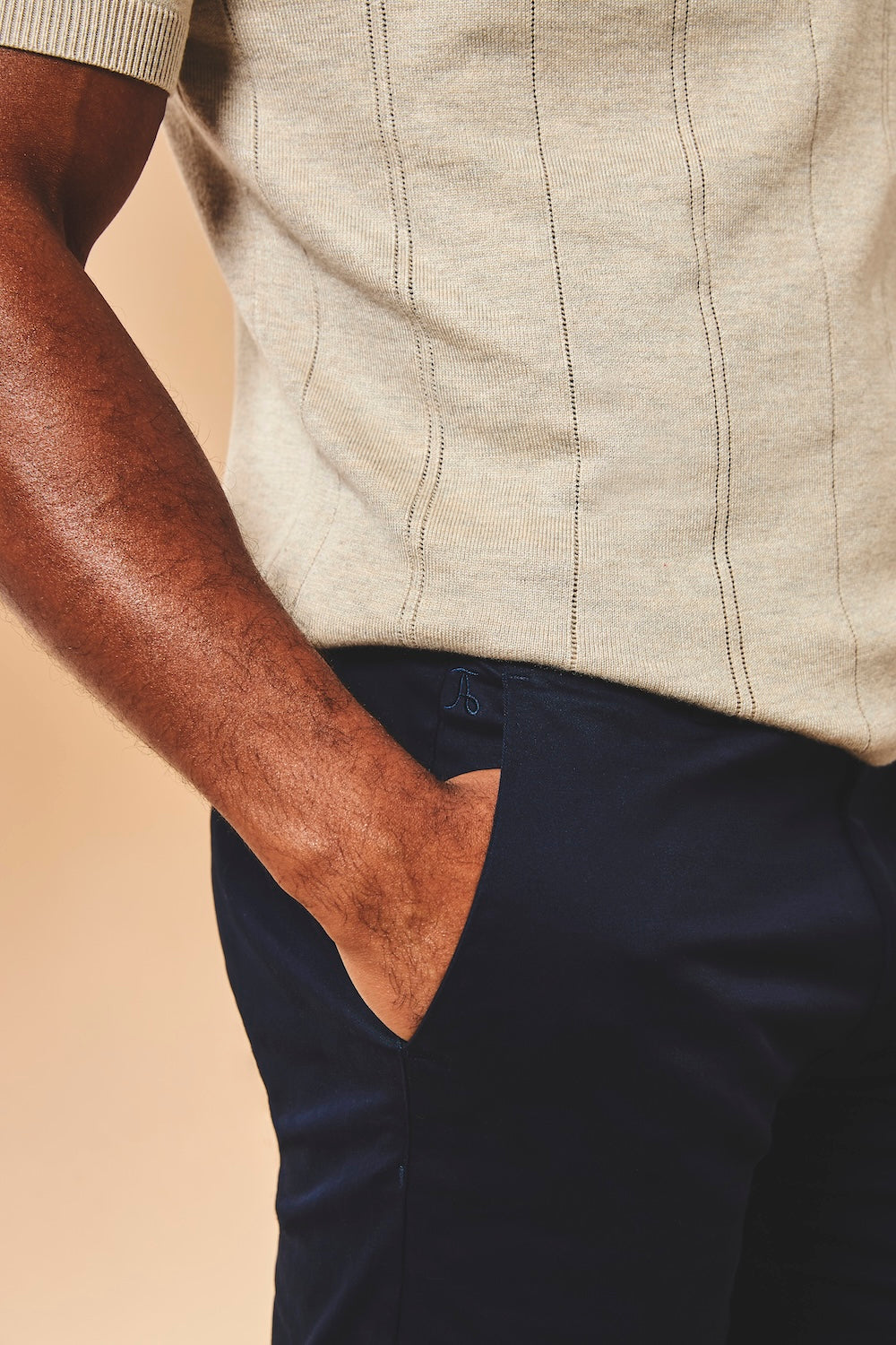 Muscle Fit Chino Shorts in Navy