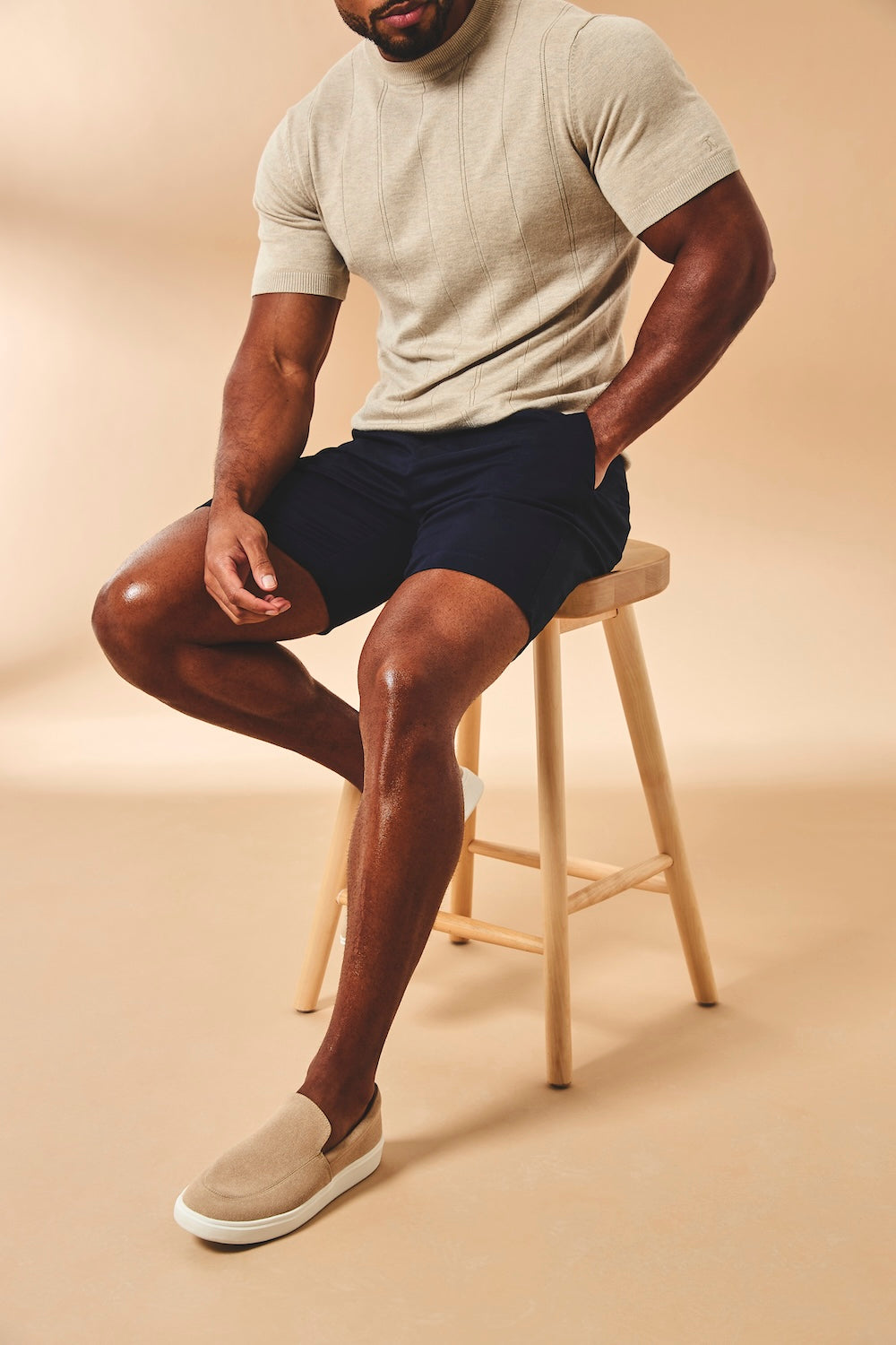 Muscle Fit Chino Shorts in Navy
