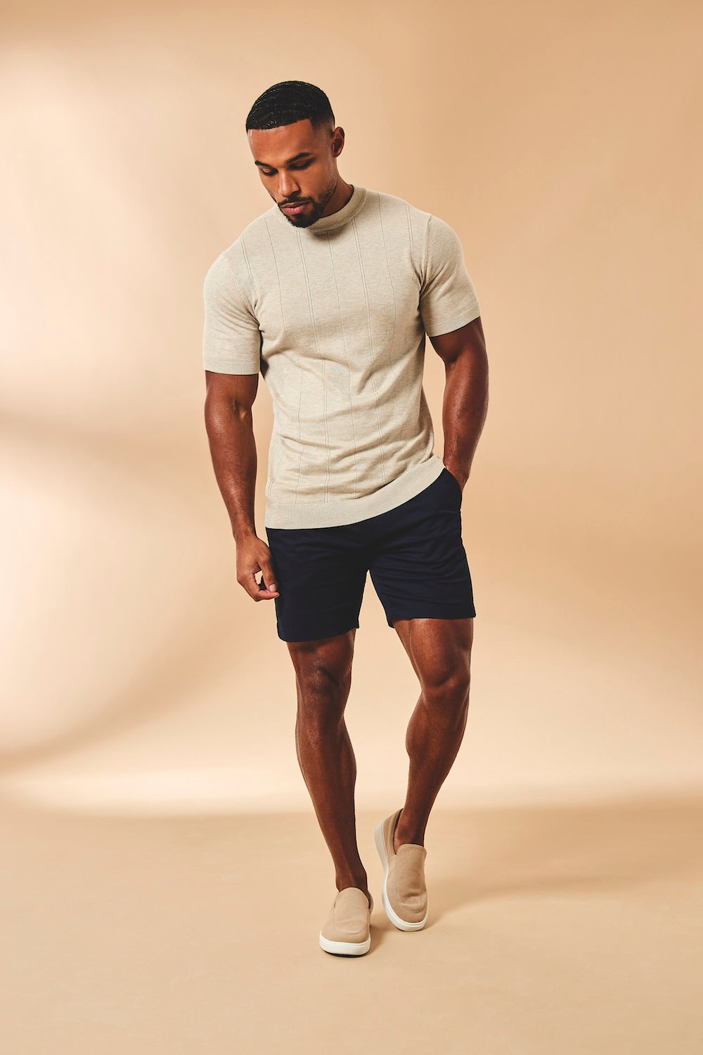 Muscle Fit Chino Shorts in Navy