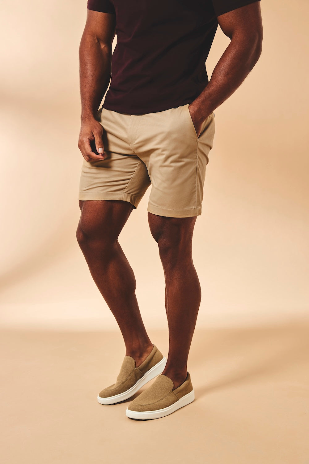 Muscle Fit Chino Shorts in Stone