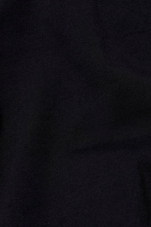 Muscle Fit T-Shirt in Black