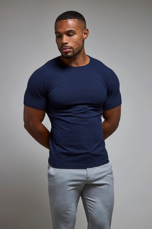 Muscle Fit Crew Neck T-Shirt in Navy