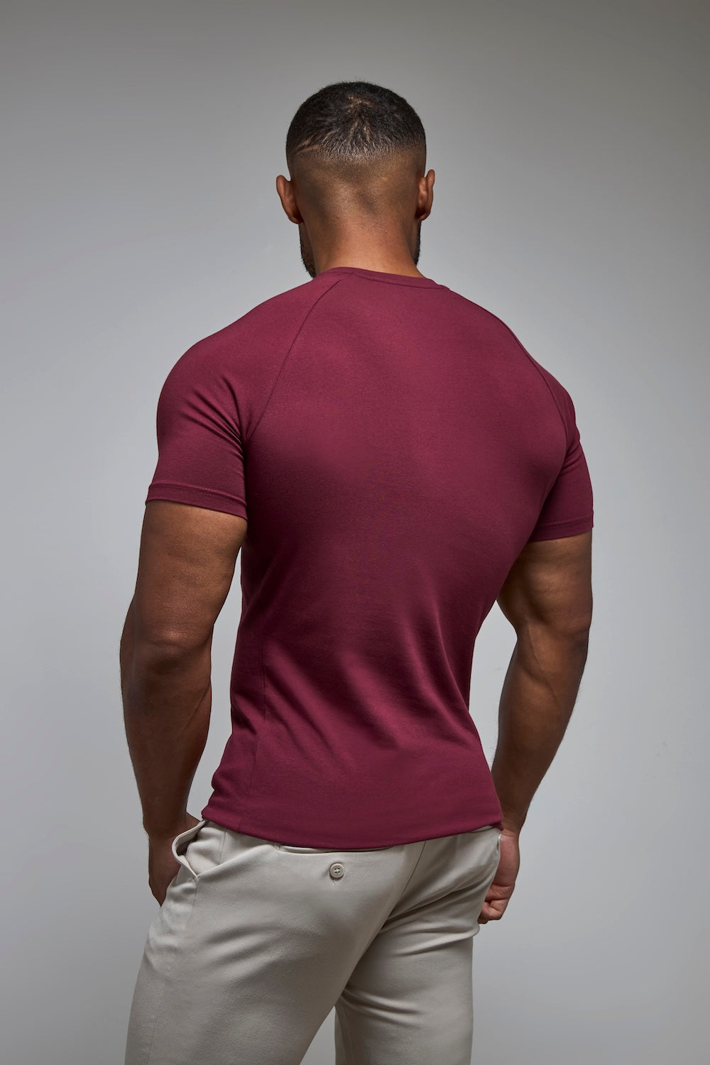 Muscle Fit T-Shirt in Burgundy